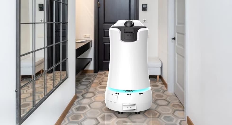 How Technology Is Transforming the Hospitality Industry in 2025