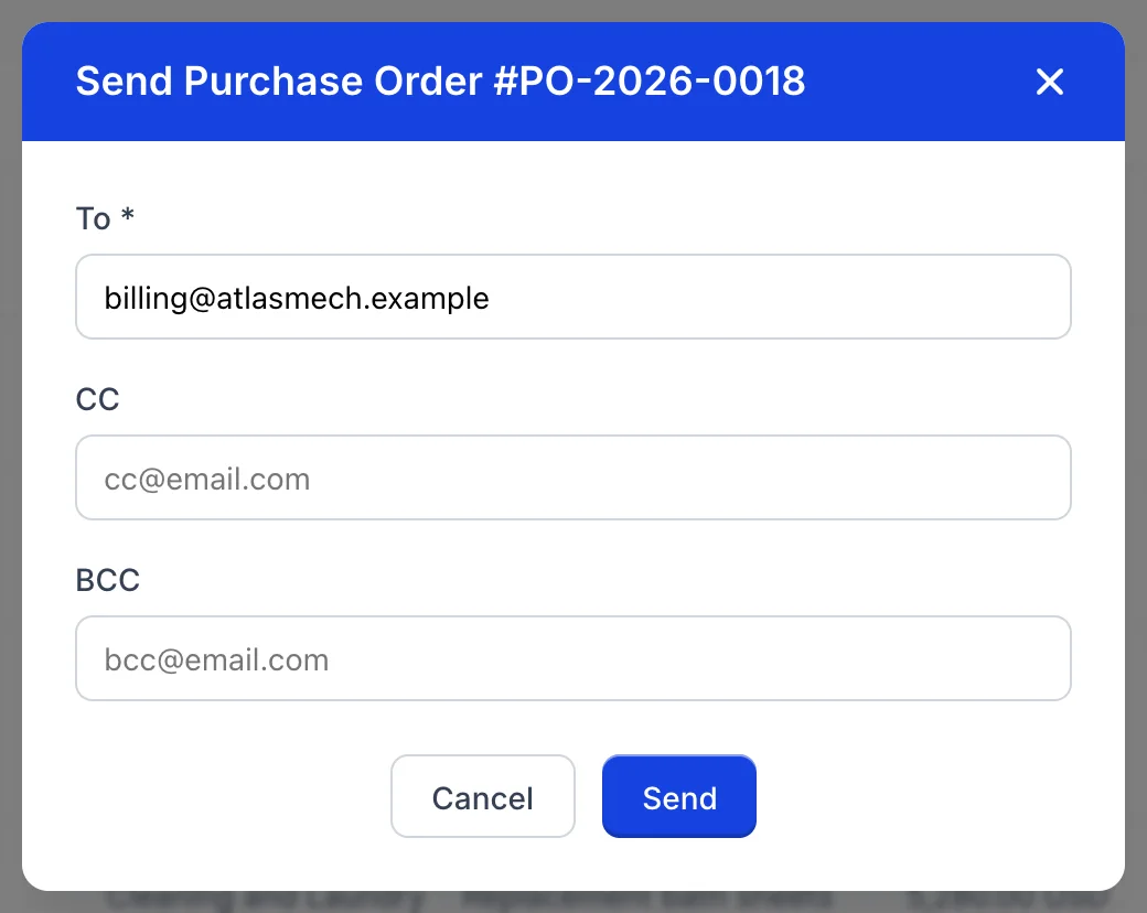 Der Dialog „Send“ (Bestellung) für die Bestellung PO-2026-0018, wobei das Feld „An“ bereits den Eintrag „billing@atlasmech.example“ enthält, die Felder „Cc“ und „Bcc“ leer sind und die Schaltflächen „Abbrechen“ und „Send“ (Bestellung) angezeigt werden.